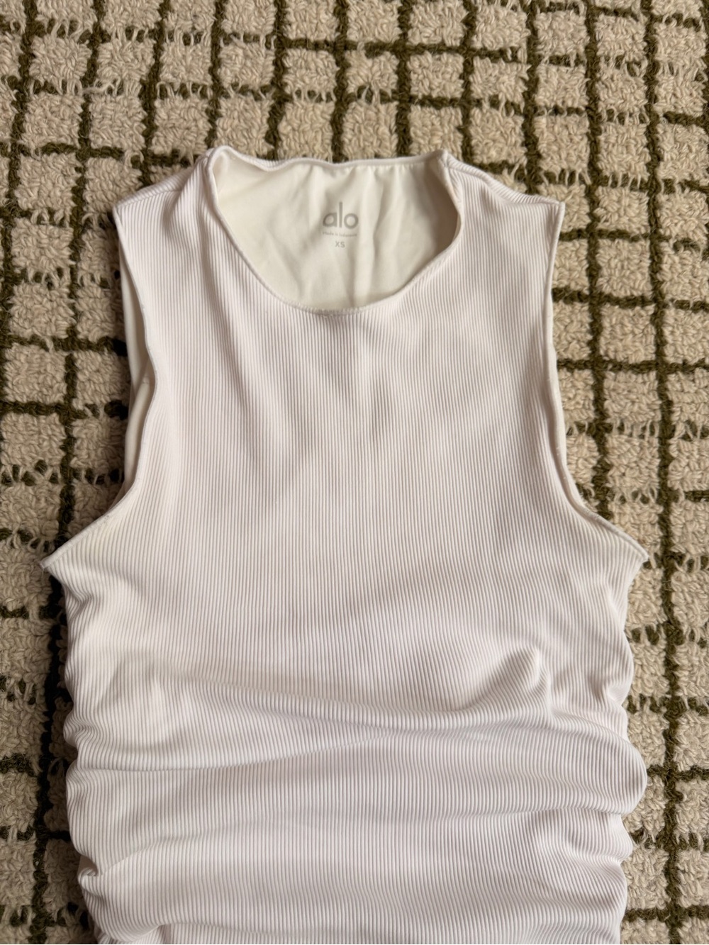 Alo Ribbed En Pointe Tank - Picture 8 of 13